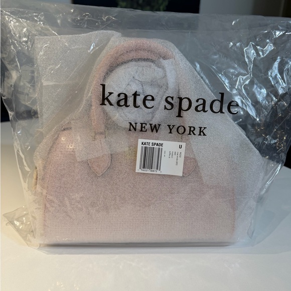 Kate Spade Handbag - Madison Sequin
Small Dolly Duffle - Pink - NWT - Picture 3 of 10